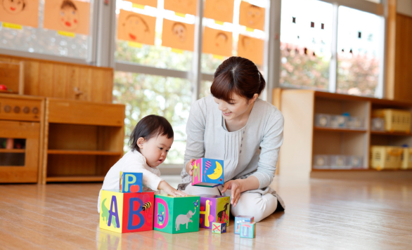 12 - 18 months childcare course